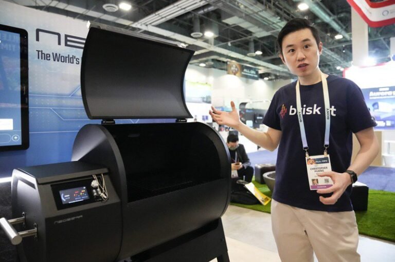 A look at the world/CES shows that kitchen assistant AI and robots make cooking easier

