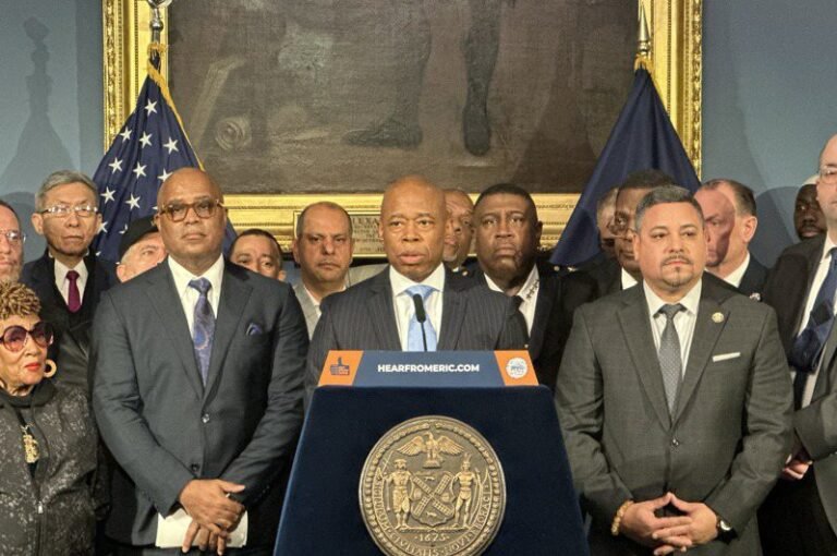 After vetoing stop-and-purchase legislation, New York City Mayor Adams invites congressmen to accompany police on mission

