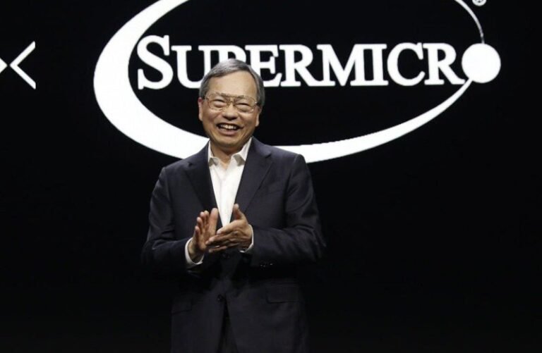 Supermicro's one-year growth exceeded Nvidia's by 430%, and Liang became a billionaire in no time.


