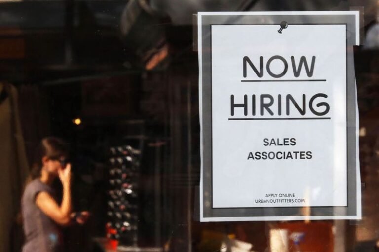 The number of people claiming unemployment benefits in the United States fell last week to the lowest level since September 2022

