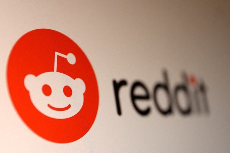 Reddit files for IPO, sees 21% revenue growth in 2023

