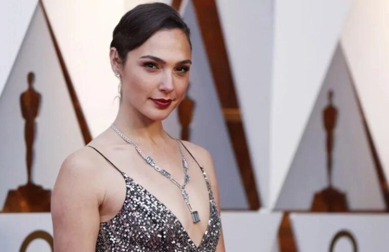 Postpartum photos of 38-year-old celebrity goddess Gal Gadot after giving birth to her fourth child are beautiful to behold

