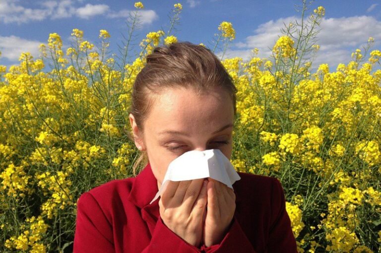 See the World Early/Early on in Pollination Season These Tips May Help Ease Allergy Symptoms

