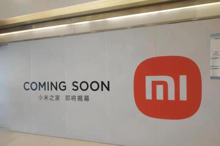  Xiaomi Motors SU7 is about to be revealed to the public.  The first direct-operated store will be opened in Wangfujing, Beijing.

