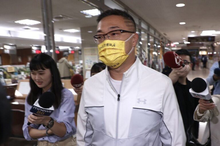  Zhu Xueheng was given a heavy punishment of 1 year and 2 months.  Lu Qiyuan analyzed the main reasons: It was absolutely right to be found guilty.

