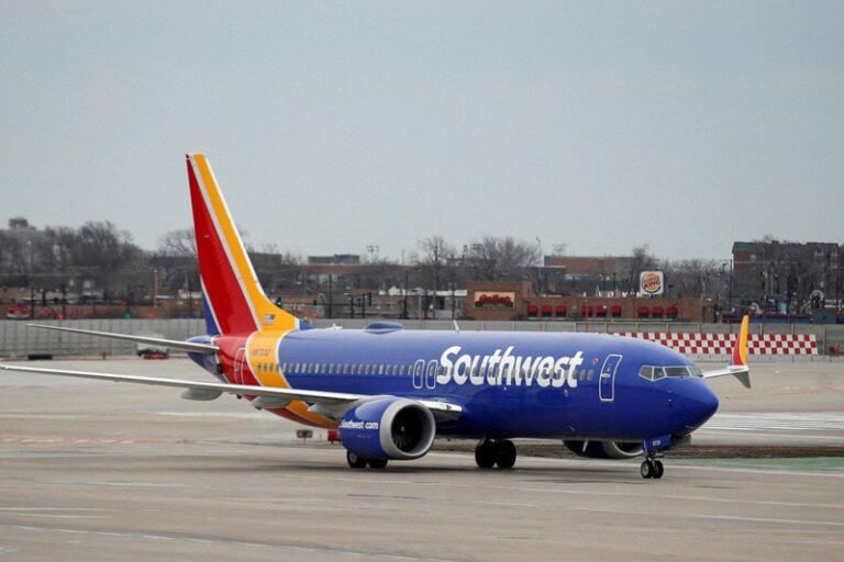 Another Boeing accident, Southwest Airlines flight to Texas and casino, 
