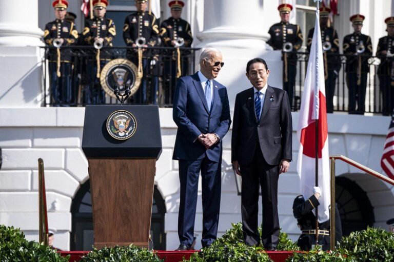 Biden welcomed Kishida and joined forces to fight against China, describing US-Japan relations as unbreakable

