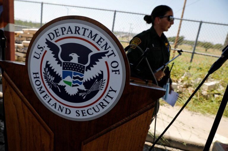 Big mistake... Homeland Security Department ignored nearly 20 immigration cases, House Judiciary Committee investigated

