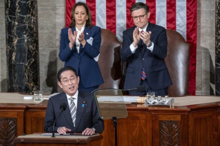 Kishida Fumio went to the United States to deliver a speech on raising the strategic challenge of joint deterrence against Beijing

